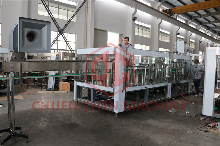 Plastic Bottle Beer Filling Machine With Co2 Injection System Brewery